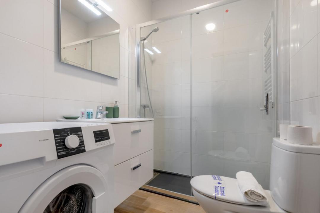 2 Bedrooms 2 Bathrooms Furnished - Chamberi - Modern - Mintystay Apartment *