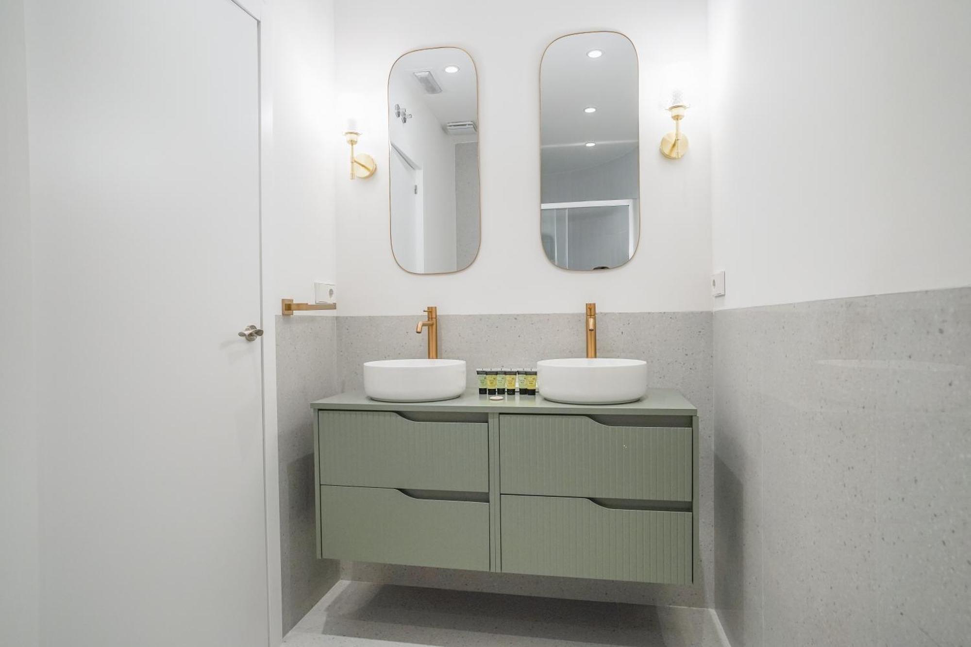 Amazing Apartment-3bedrooms 3bathrooms-lavapies Apartamento