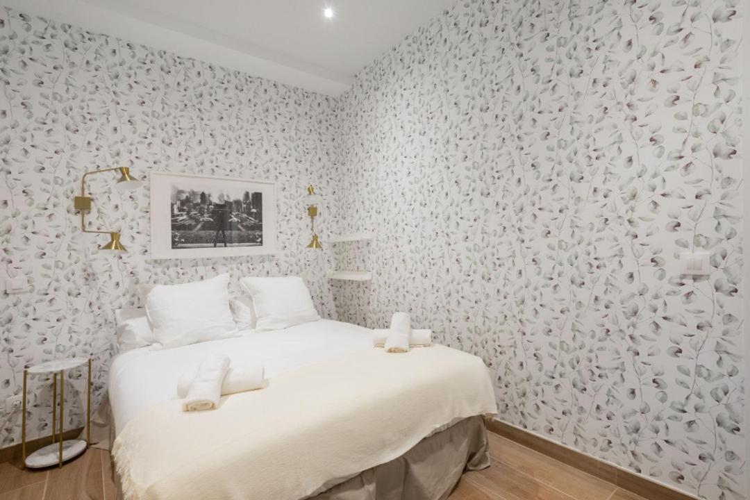 2 Bedrooms 2 Bathrooms Furnished - Chamberi - Modern - Mintystay Apartment *