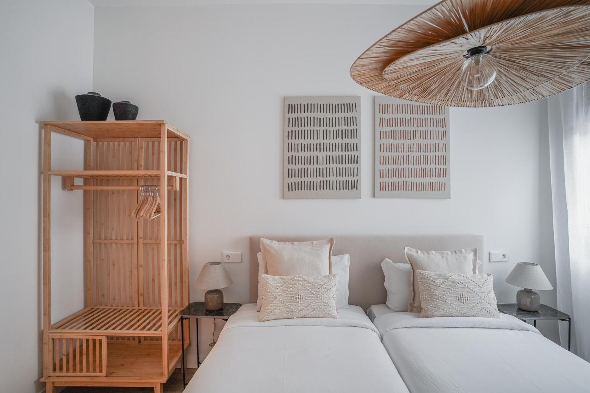 Amazing Apartment-3bedrooms 3bathrooms-lavapies Apartamento *