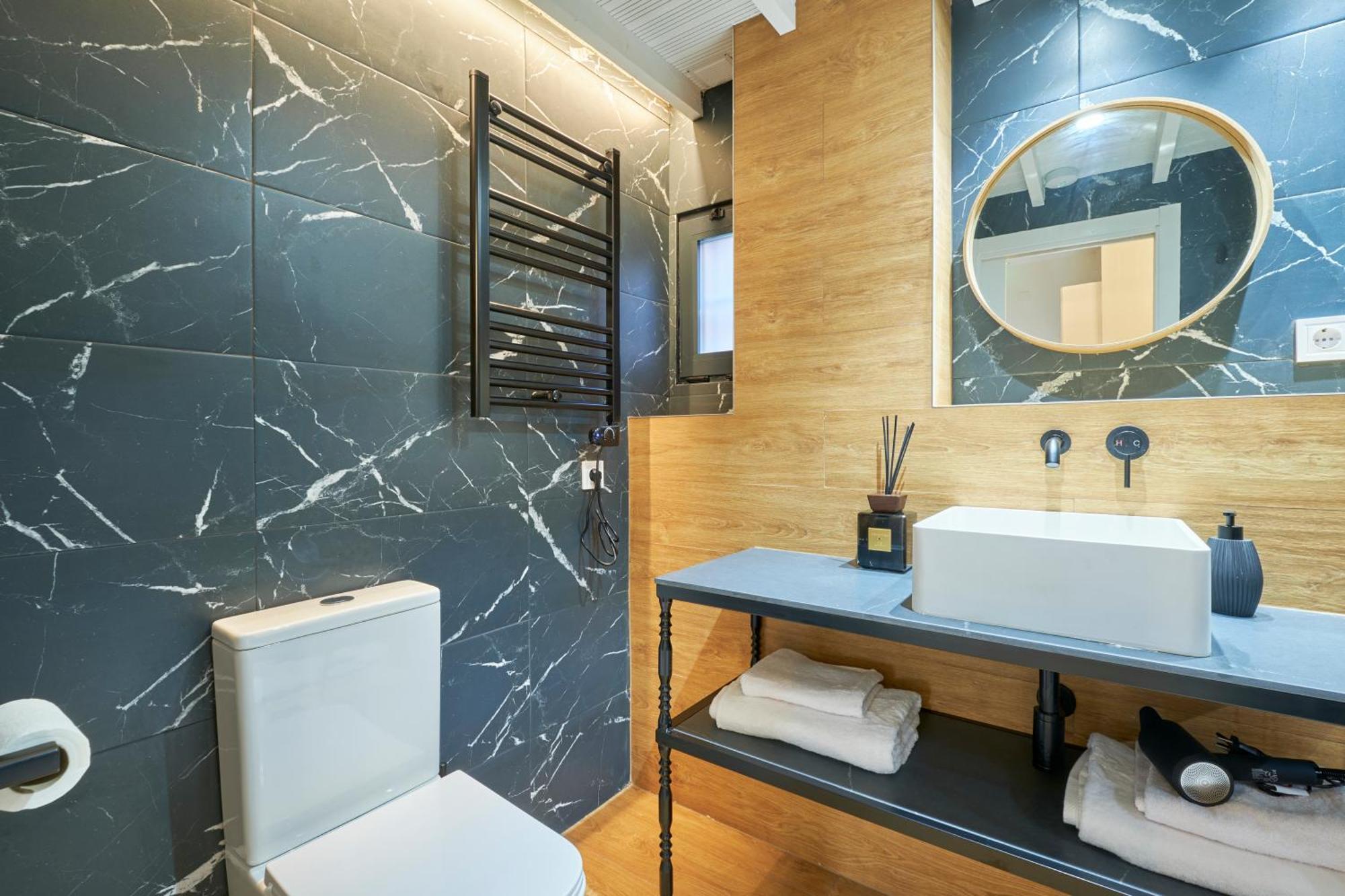 Apartment Urban Comfort *