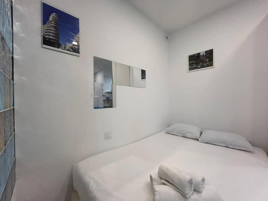 Apartment Centrally Located Flat In M80.8 Madrid