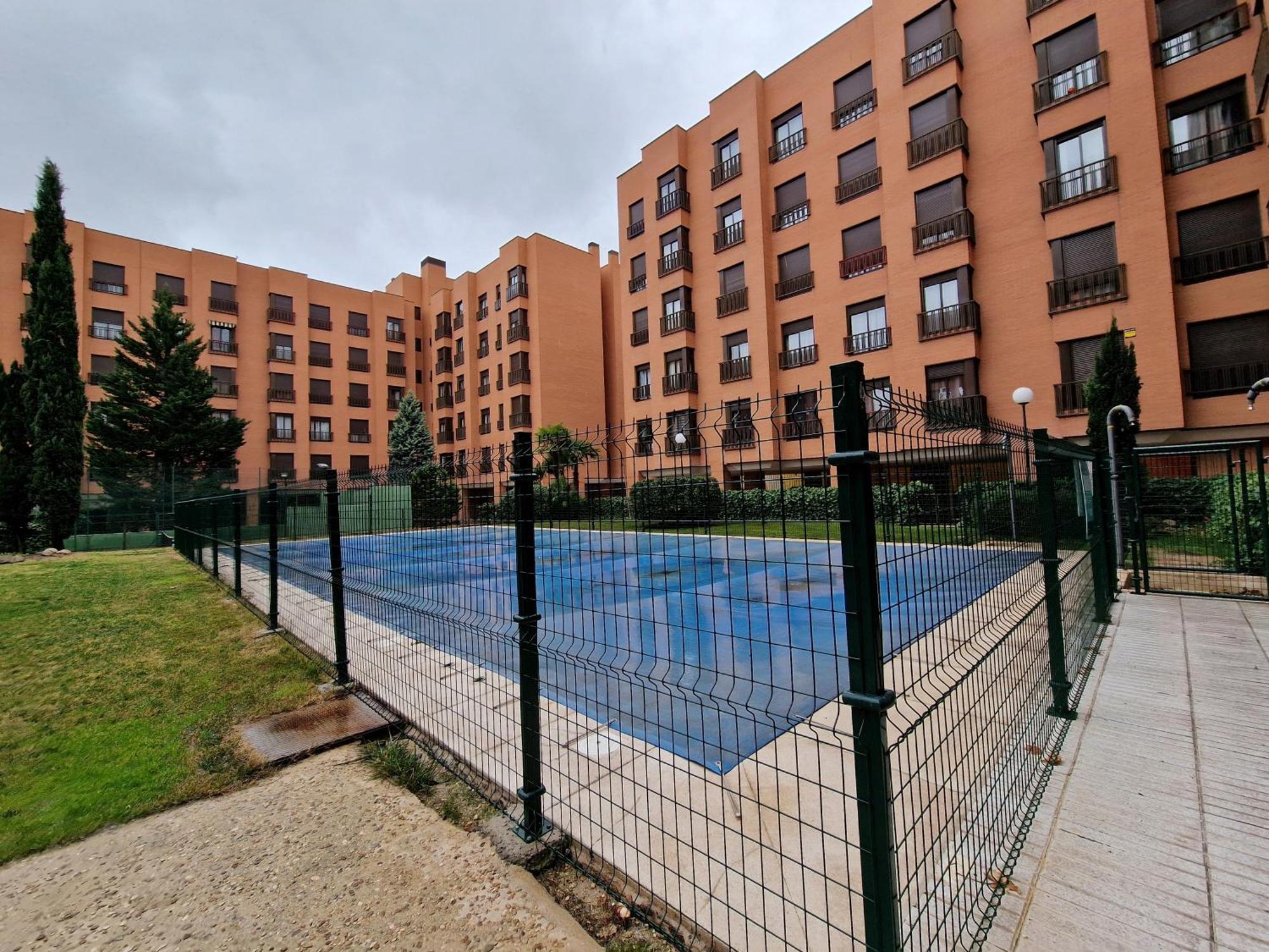 Samaniego, Piscina Y Garaje Junto Civitas Metropolitano Y Aeropuerto Apartamento *