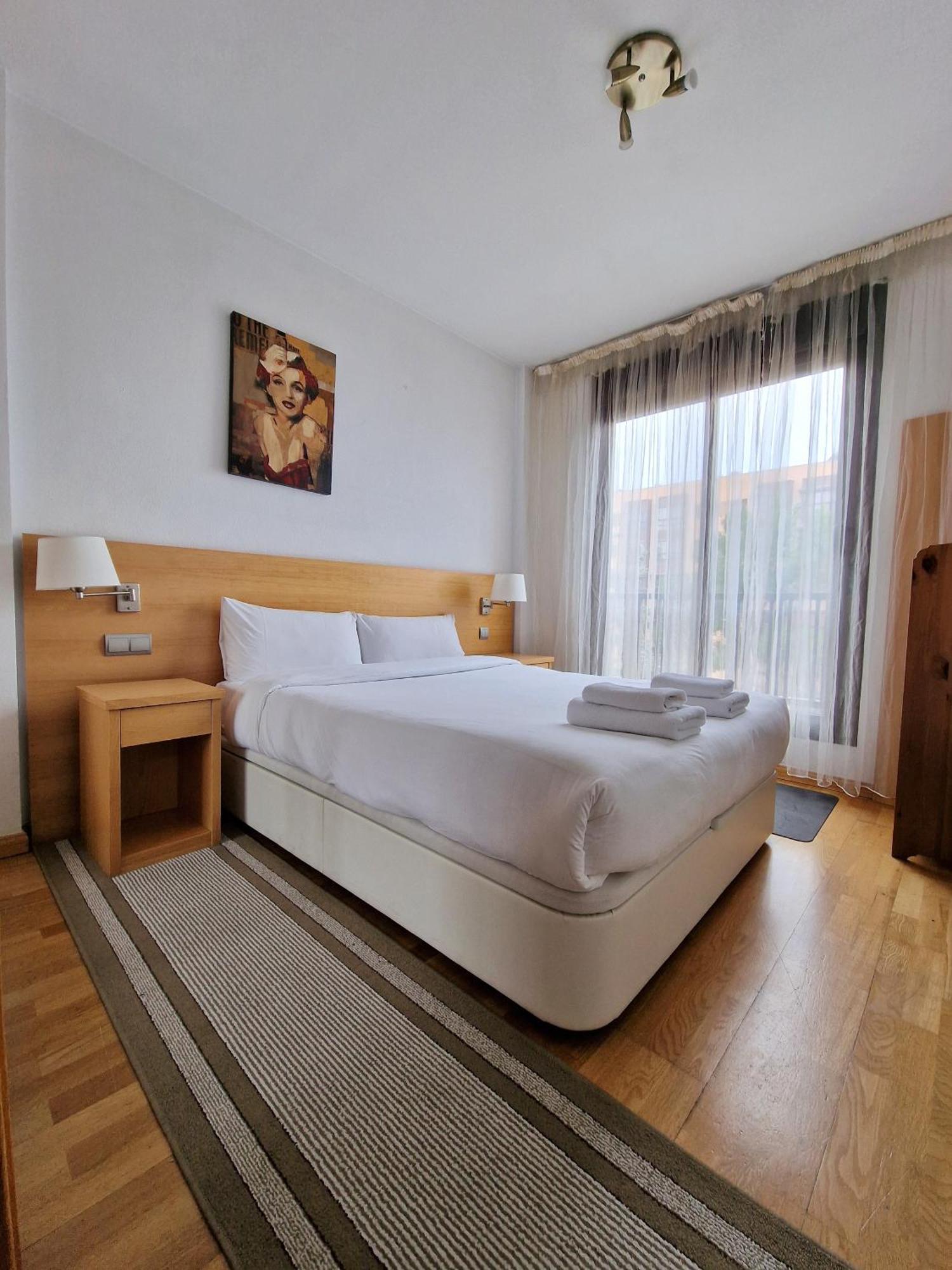 Apartamento Samaniego, Piscina Y Garaje Junto Civitas Metropolitano Y Aeropuerto Madrid