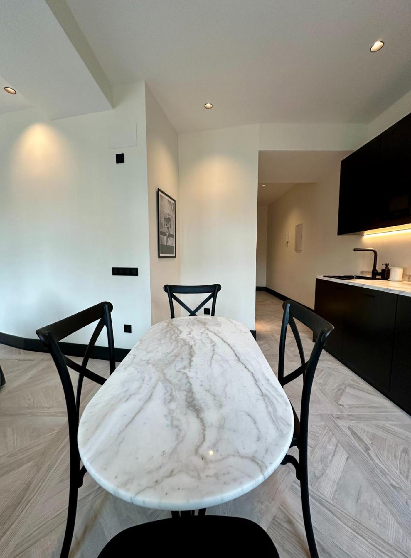 Chic 4pax En Plaza Del Carmen-gran Via E2 Apartamento Madrid