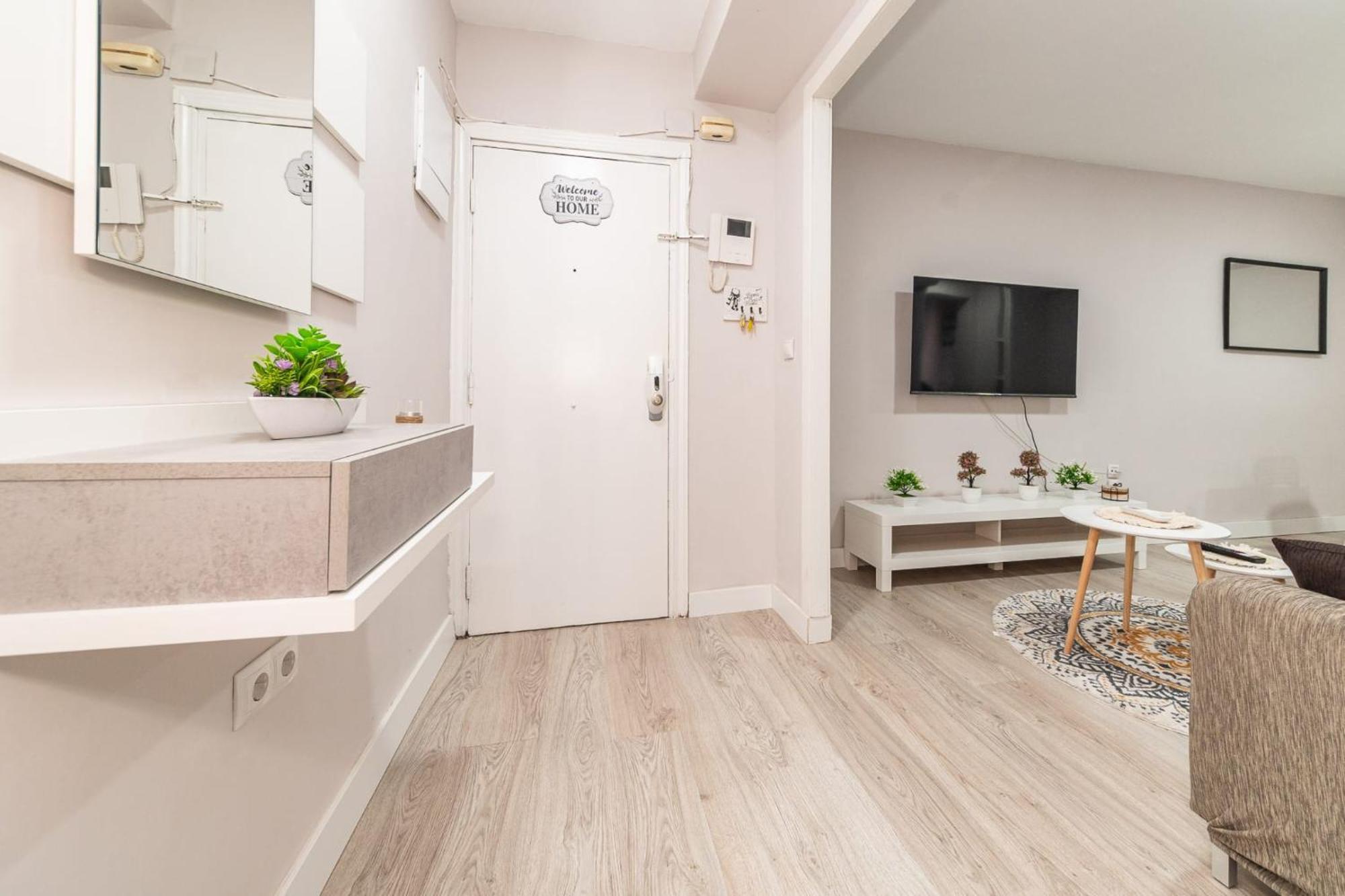 Elegant 6 Pax In Plaza Eliptica - Sm17 *