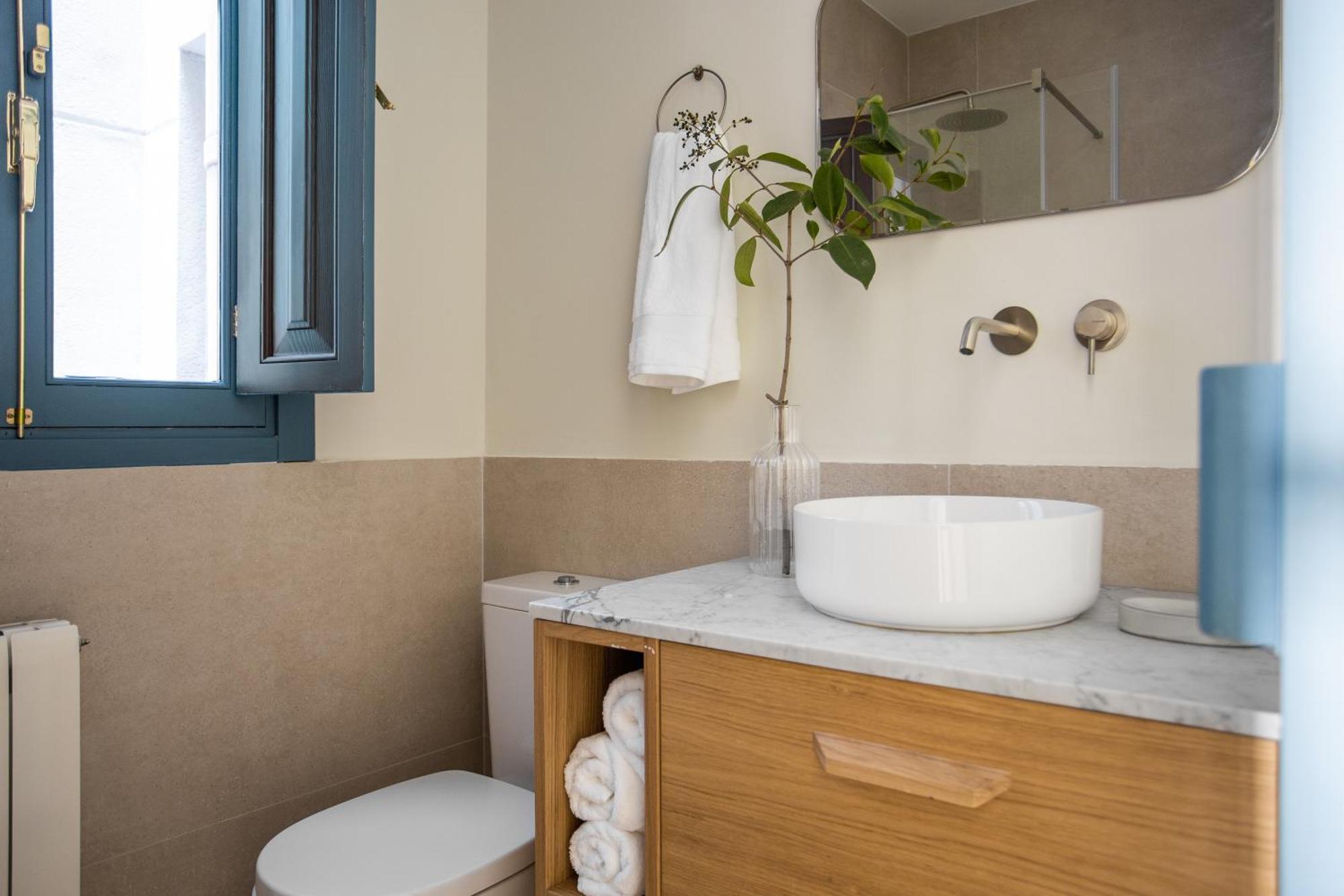 Behap Plaza Del Carmen Apartahotel Madrid