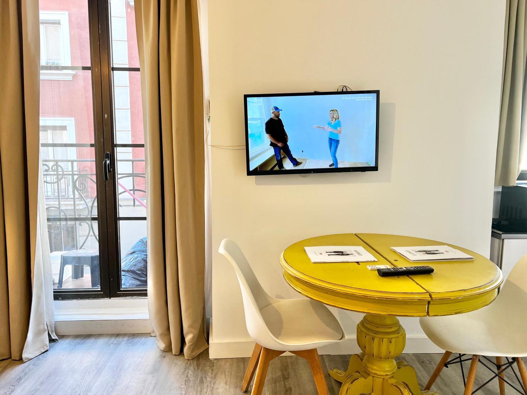 Estudio Puerta Cerrada Apartment