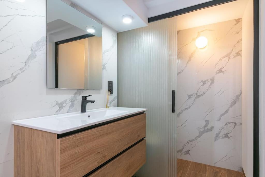 Precioso Duplex En Zona Vista Alegre En Apartamento *