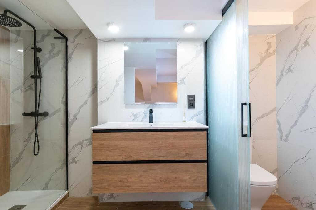 Apartamento Precioso Duplex En Zona Vista Alegre En Madrid