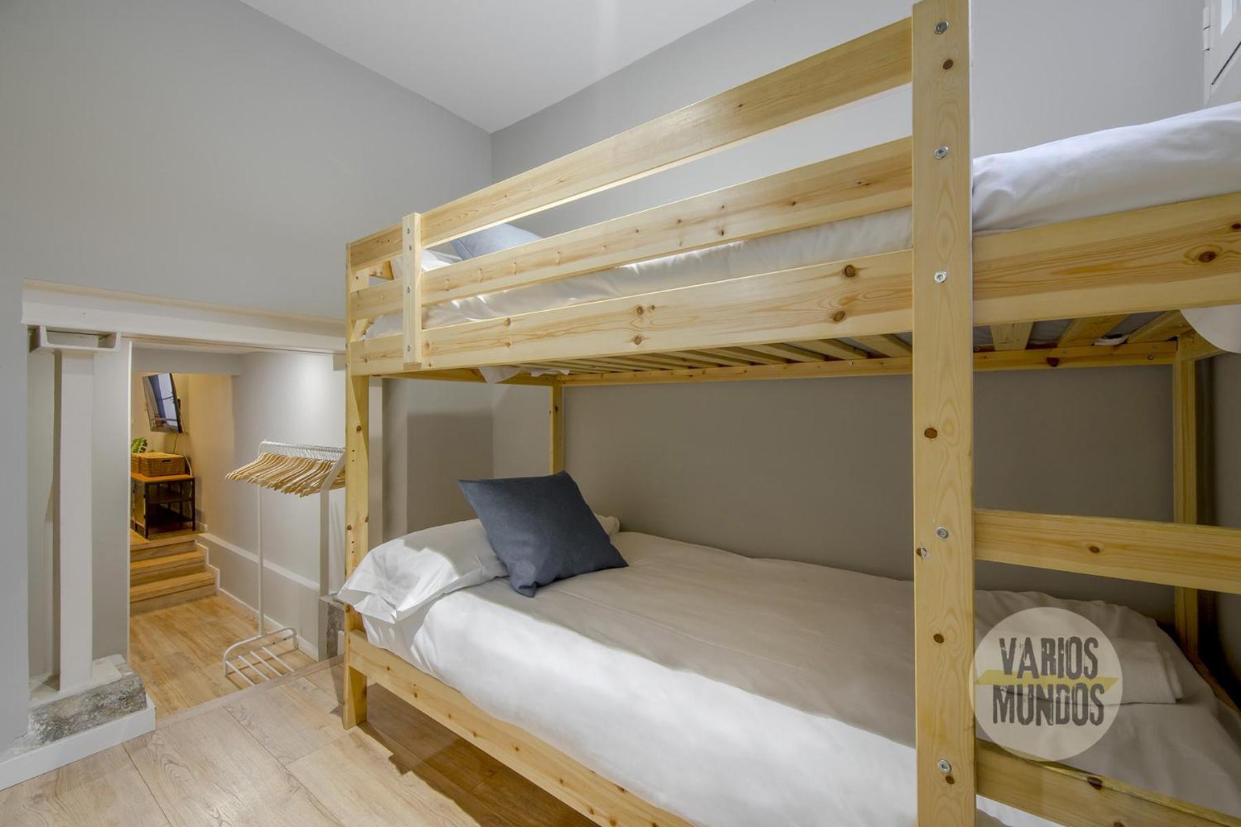 Modern 7pax En Chamberi-ponzano Apartamento