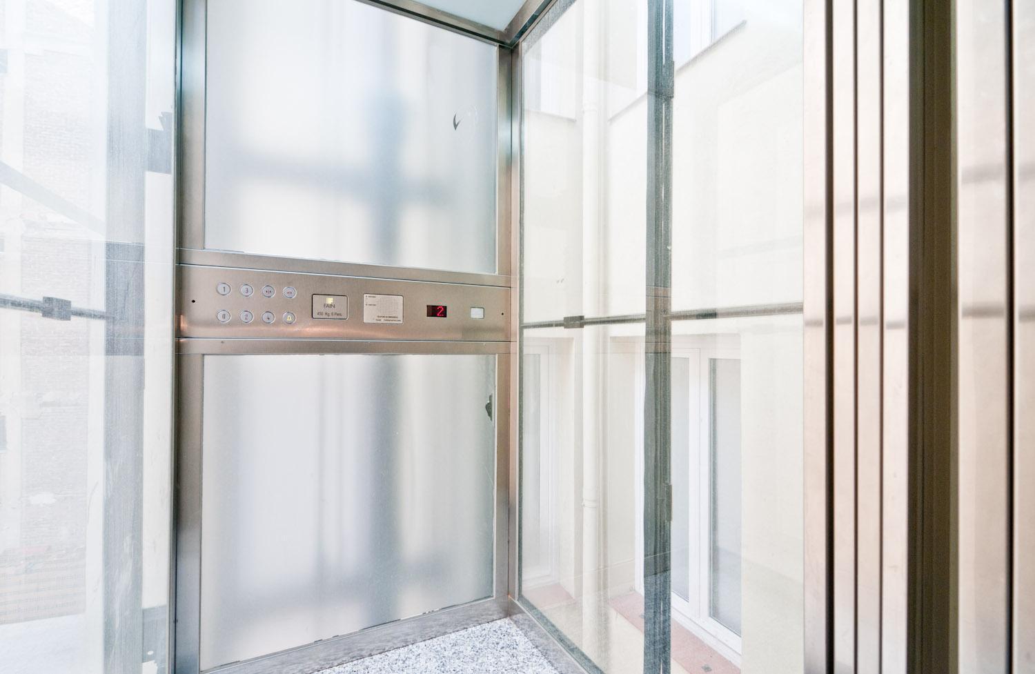 Apartamento Cozy In Central Madrid