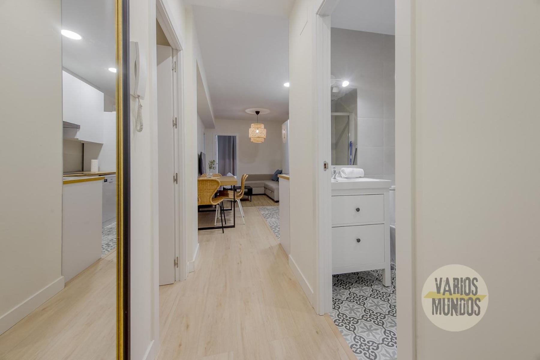 Downtown&new 9pax En La Plaza De Chueca Apartamento *