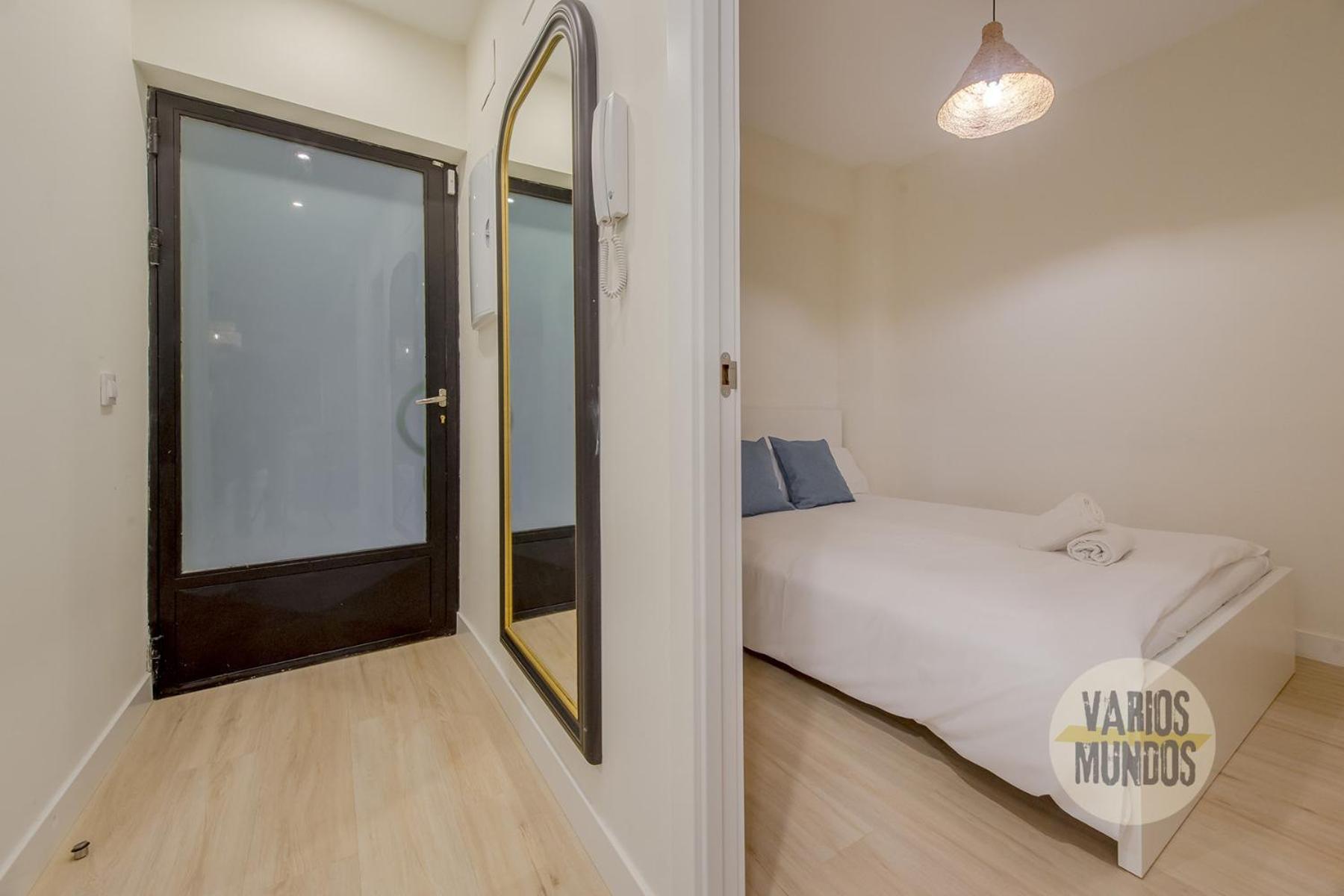 Downtown&new 9pax En La Plaza De Chueca Apartamento *