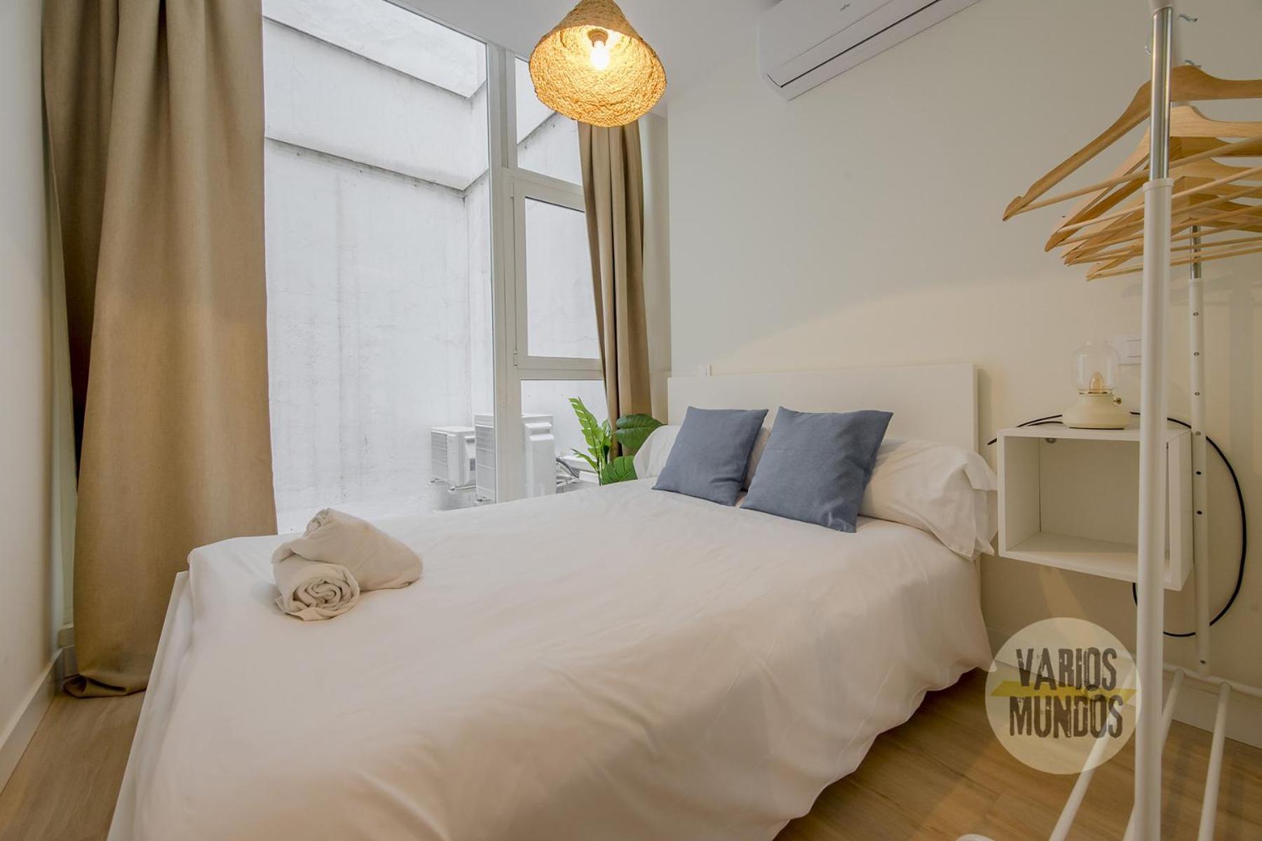 Downtown&new 9pax En La Plaza De Chueca Apartamento *