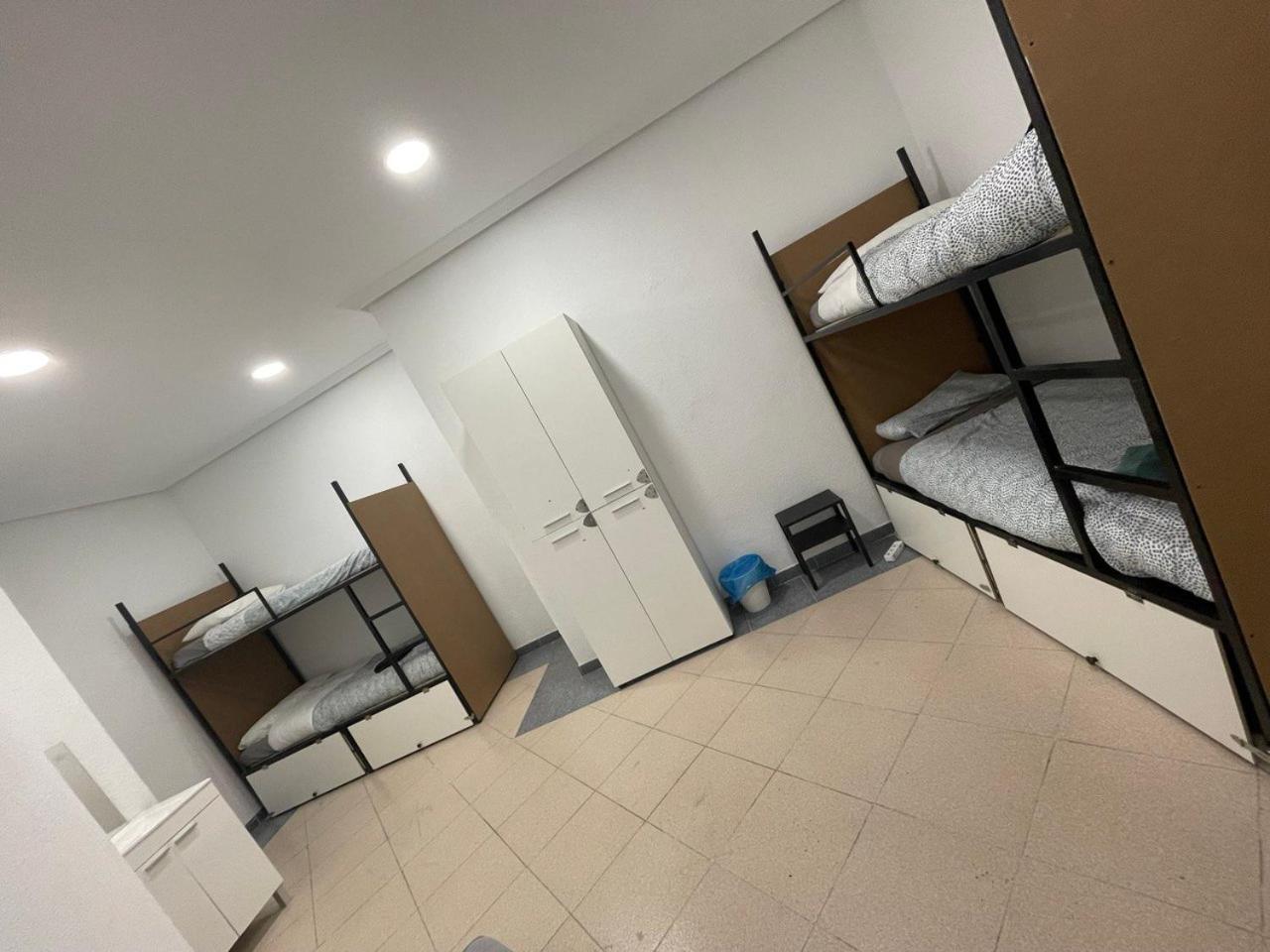 Parsa Residencial House *