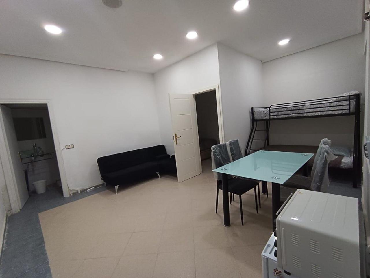 Parsa Residencial House Guest house *