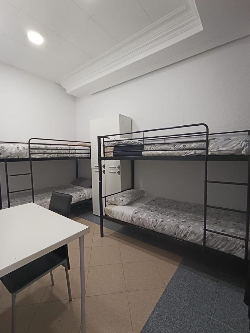 Parsa Residencial House *