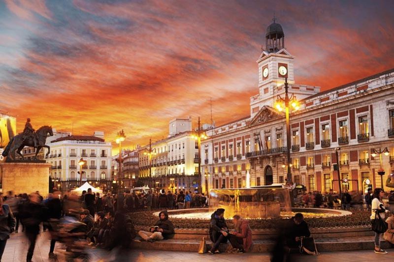 Guest house Parsa Residencial House Madrid