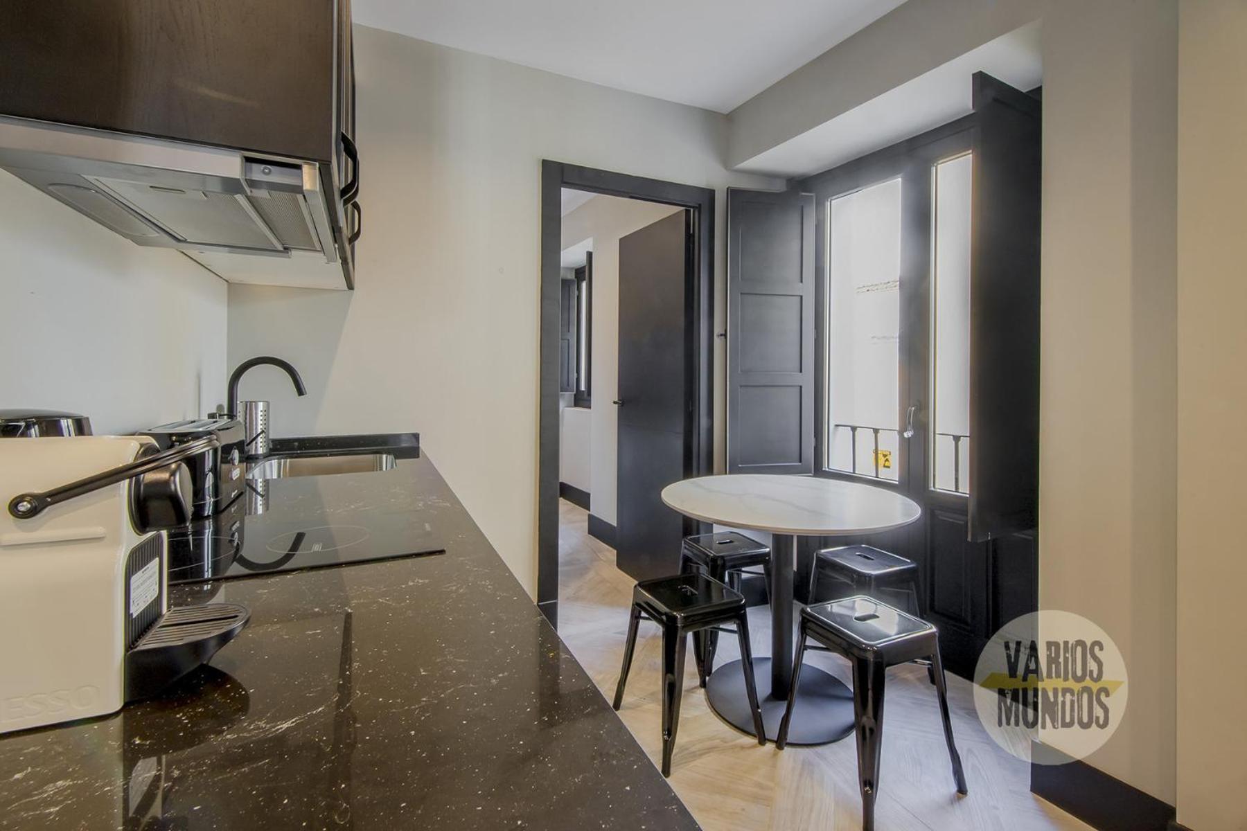 Deluxe 7pax En La Latina-centro De E2 * Madrid