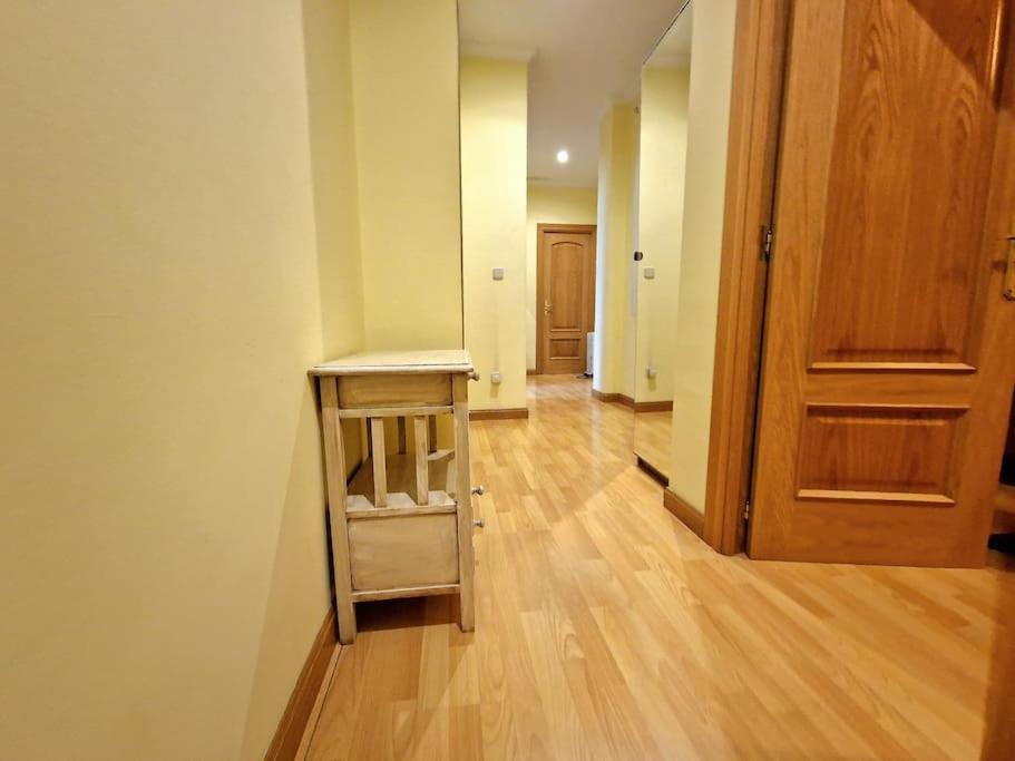 Reina Cristina, 3 Individuales En Atocha-retiro Apartamento *