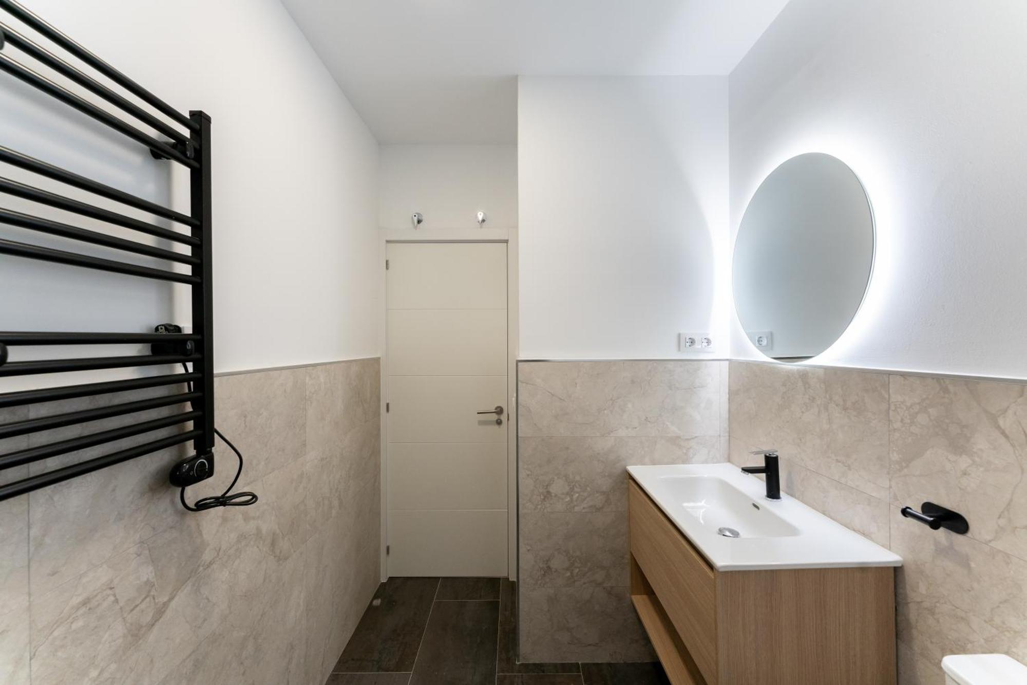 Luxe North