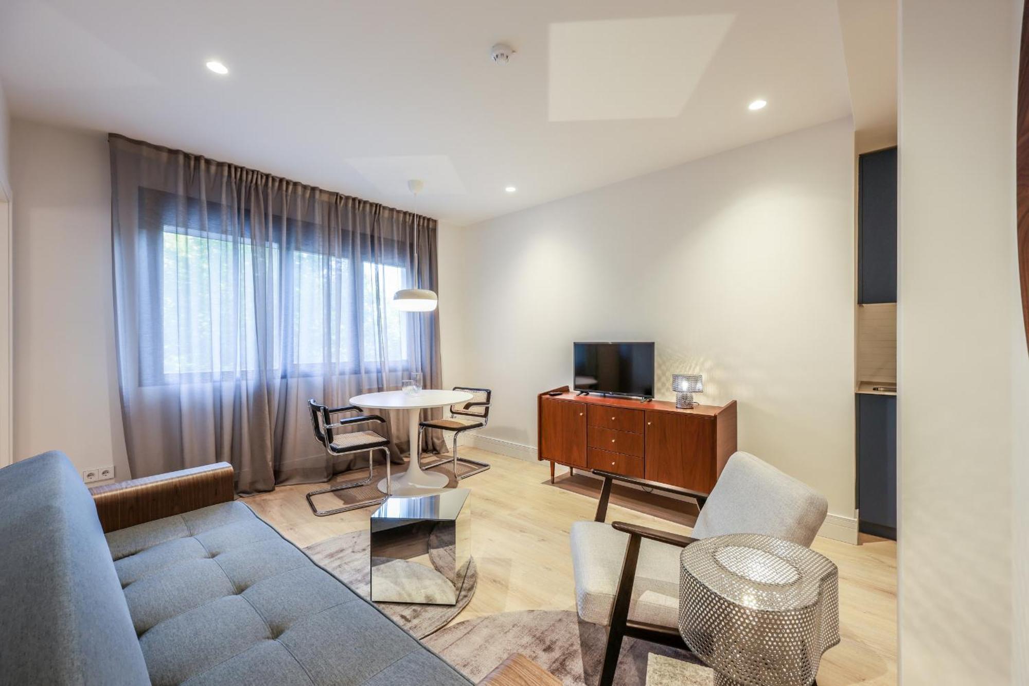 Amazinn Places Palacio Real Apartamento *