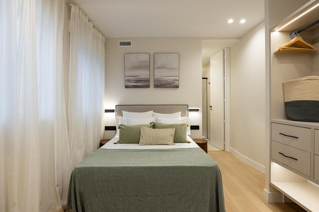Gran Via Xv Calle De Conchas 4br 4bh * Madrid