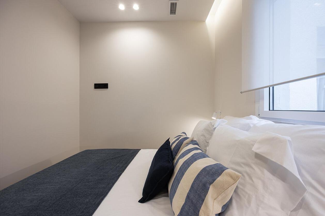 Gran Via Xv Calle De Conchas 4br 4bh Apartment