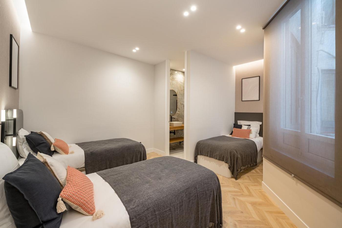 Apartamento Centro Xx Calle Montera 5br 6bh