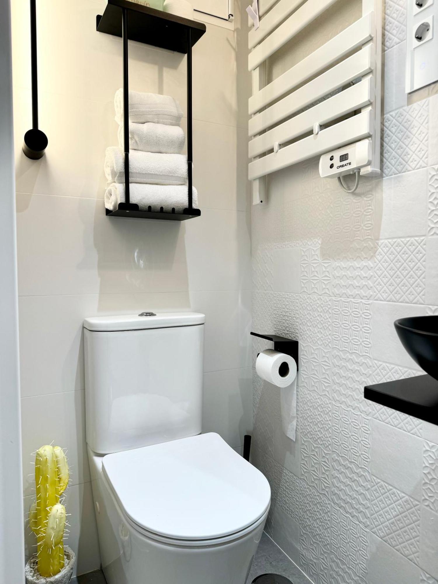 Luxury Flat Center & Parking Free Non Touristic * Madrid