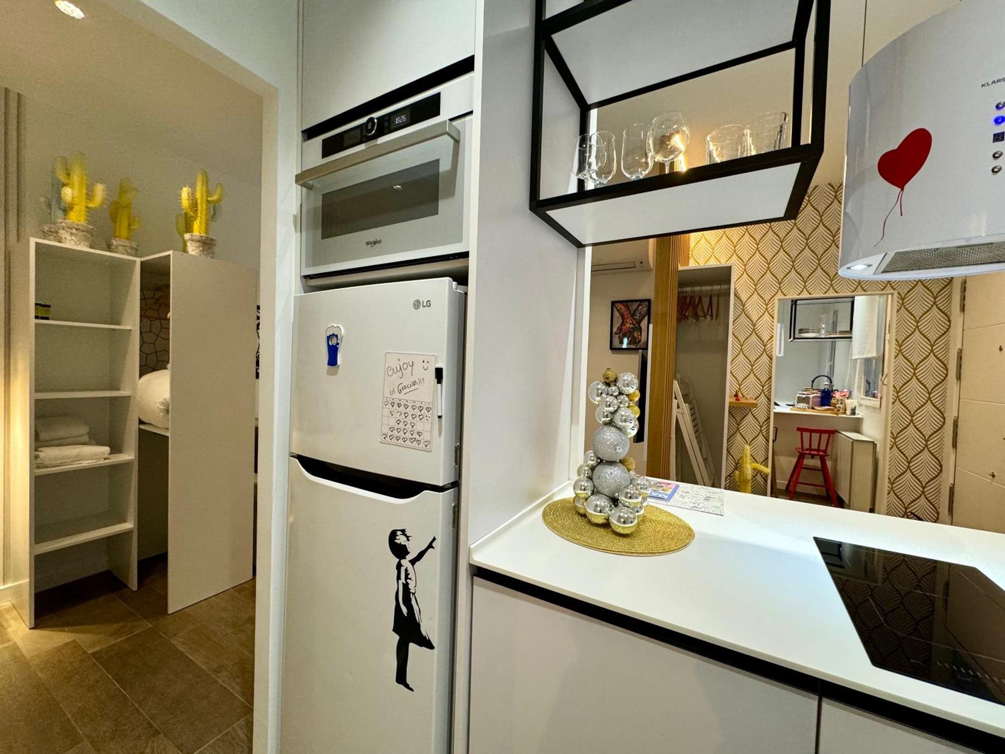 Apartamento Luxury Flat Center & Parking Free Non Touristic Madrid
