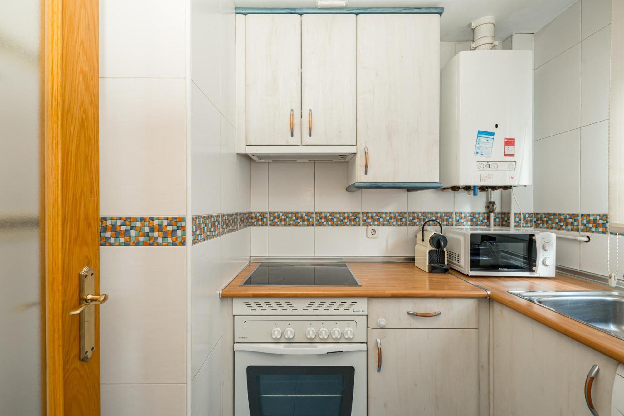 Apartment 2br Av America Bernabeu Stadium *