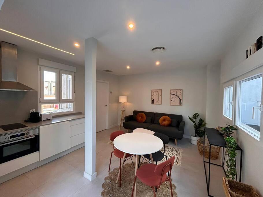 Elegant Penthouse In Cuatro Caminos - Pal Apartamento