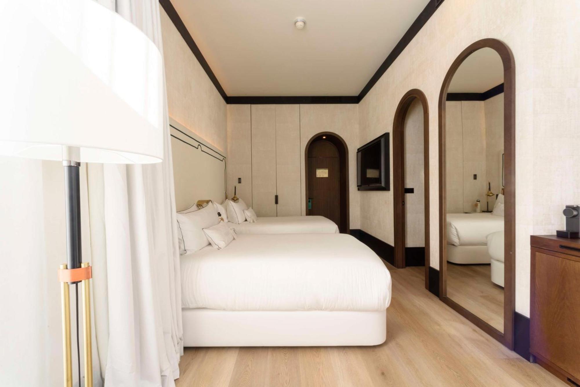 Montera Madrid, Curio Collection By Hilton Madrid