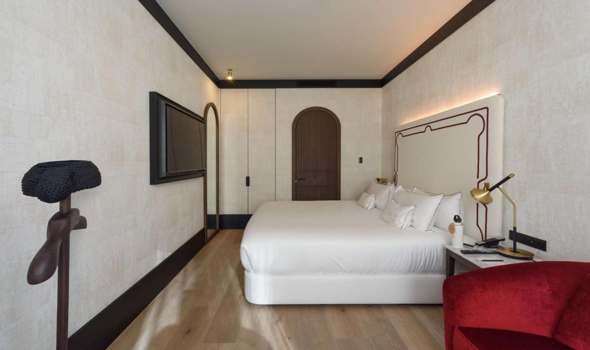 Montera Madrid, Curio Collection By Hilton Hotel 5*