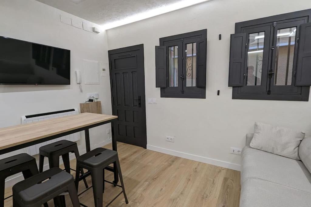 Apartamento - La Latina De 1 A 4 Alojados Madrid