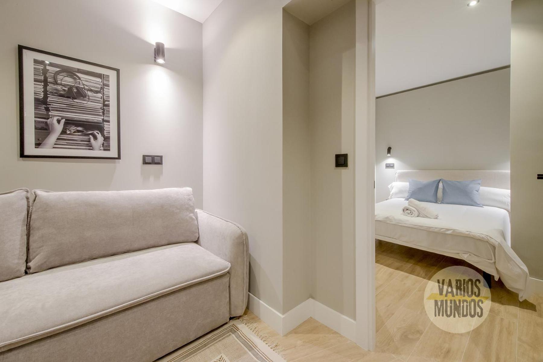 Urban And 5pax En Calle Silva-gran Via E2 Madrid