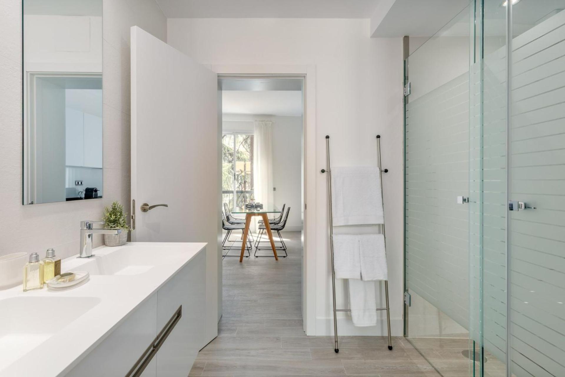 Apartamento Charming Near Almudena And Royal Palace Perfect Royal Palace Ii Madrid