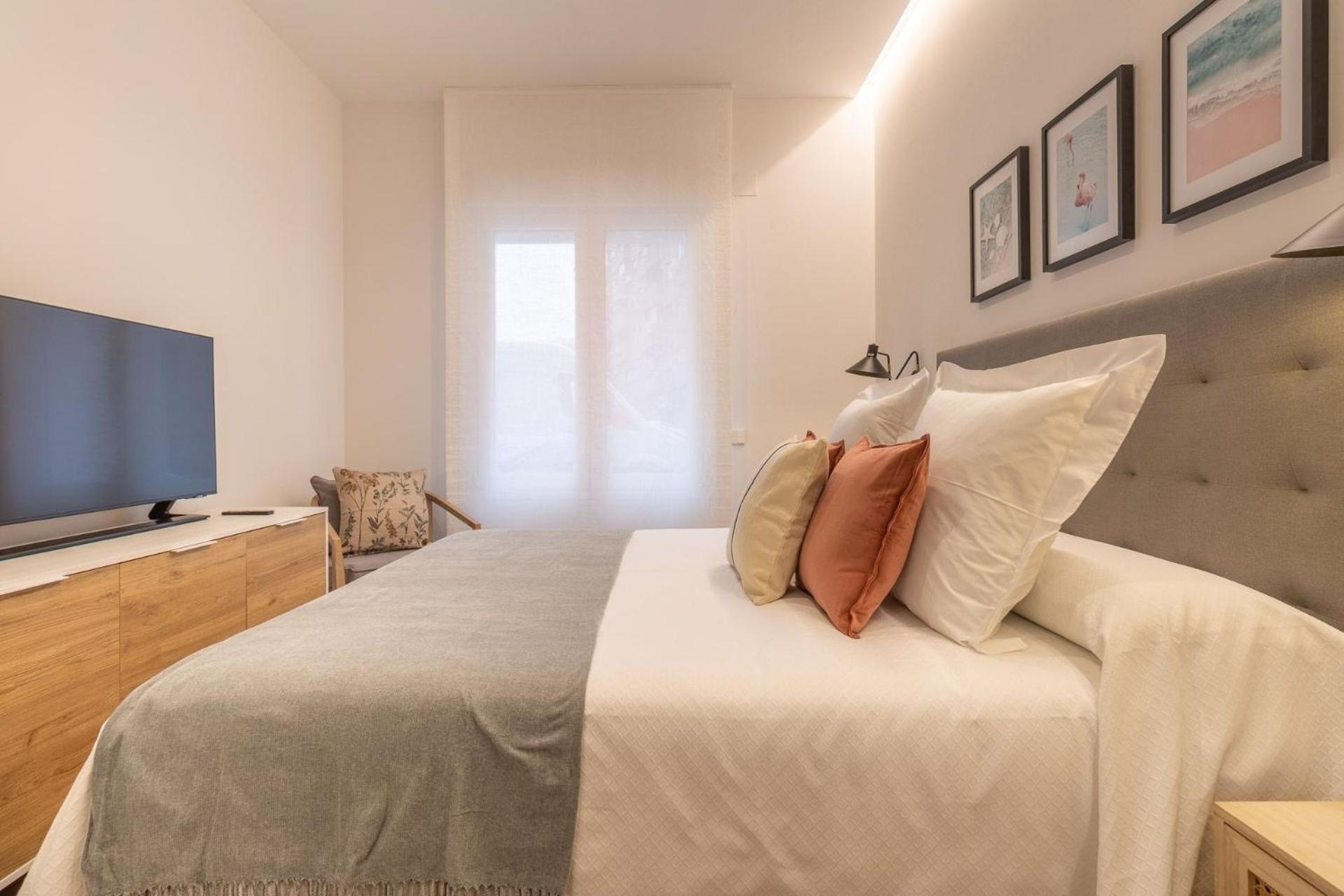 Charming Ground-floor Loft For 2 In Chamberi Ideal Location Quevedo Ii Madrid