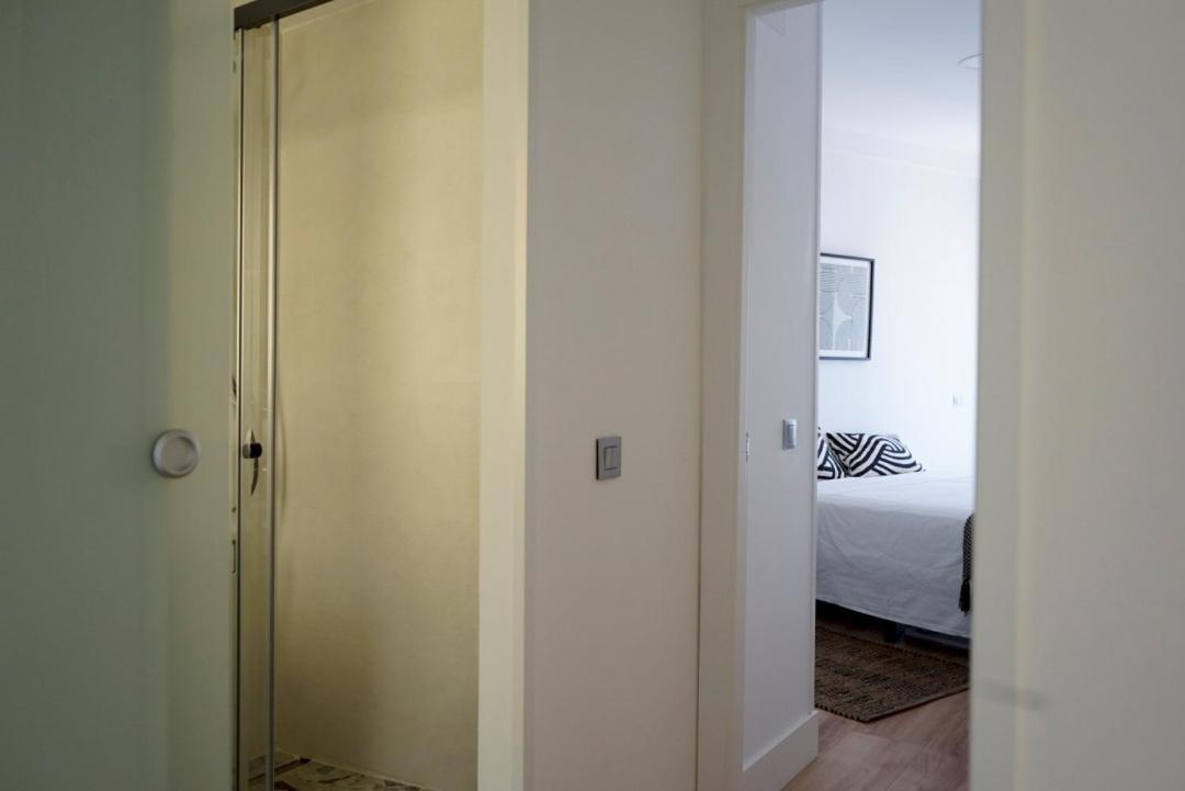 Apartamento Diaphanous And Modern- 2bd 2bth- Plaza Espana *
