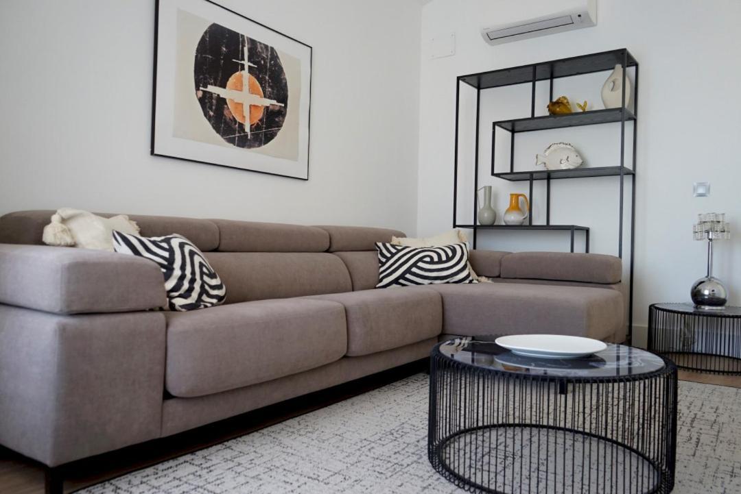 Apartamento Diaphanous And Modern- 2bd 2bth- Plaza Espana Madrid