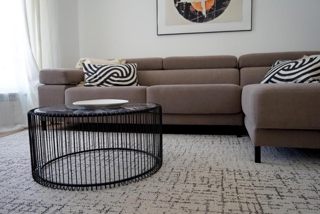 Apartamento Diaphanous And Modern- 2bd 2bth- Plaza Espana