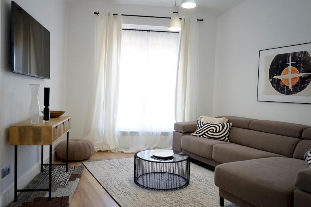 Apartamento Diaphanous And Modern- 2bd 2bth- Plaza Espana *