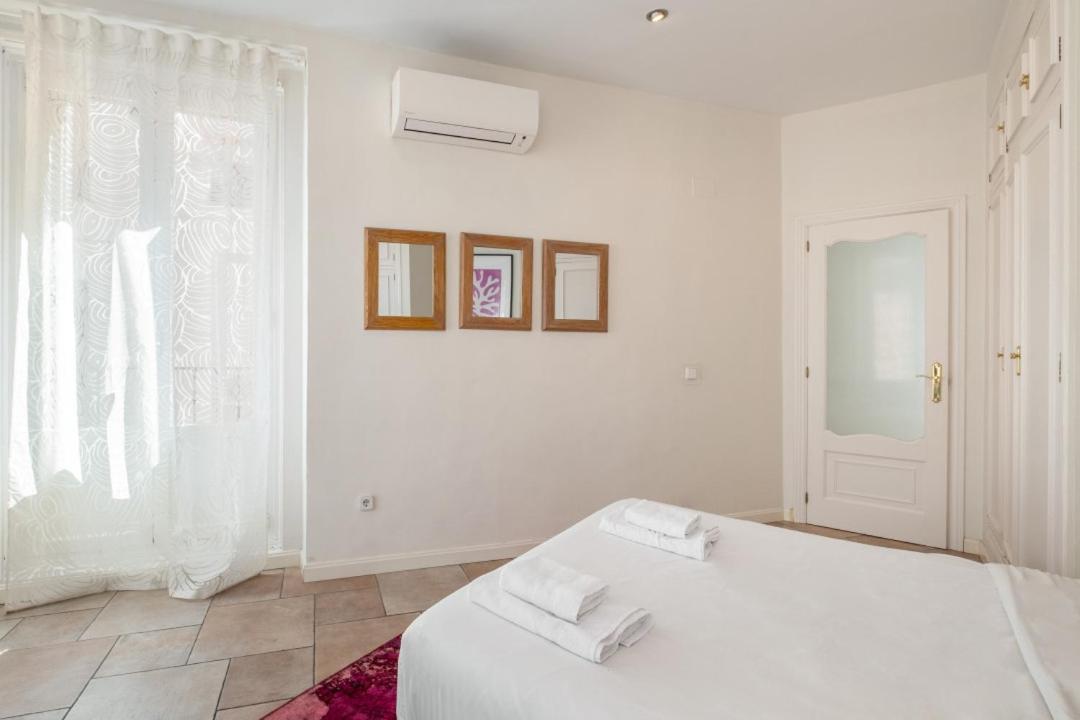 Apartamento Bright- 1bd 1bth Furnished - Sol Madrid