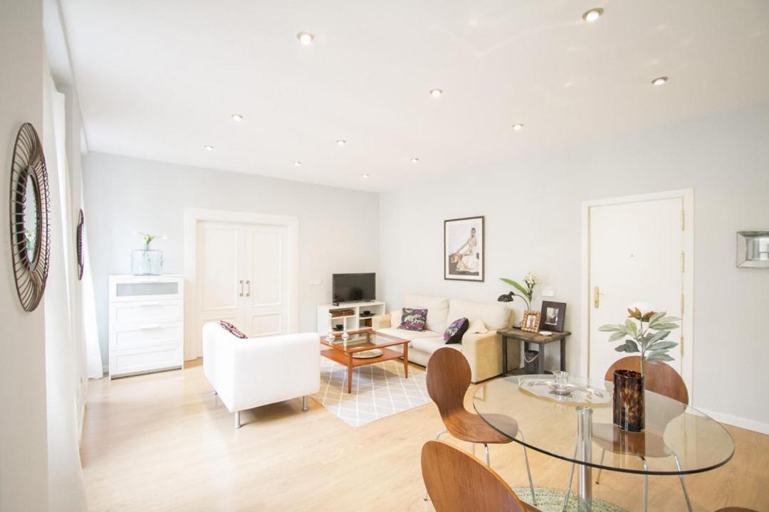 1 Bedroom 1 Bathroom Furnished - Sol - Bright Refurbished - Mintystay Apartment Madrid