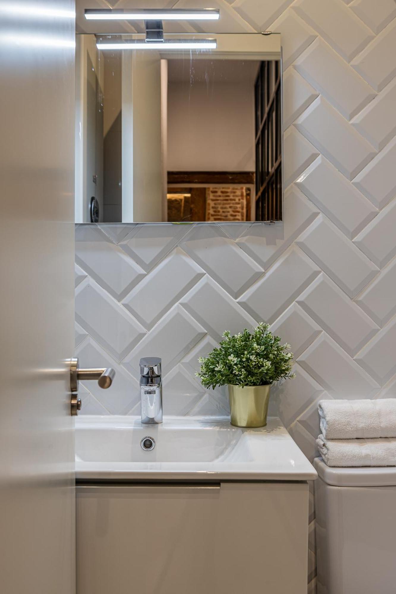 Apartment Waou Sol Viii - Alquiler De Corta Duracion Madrid