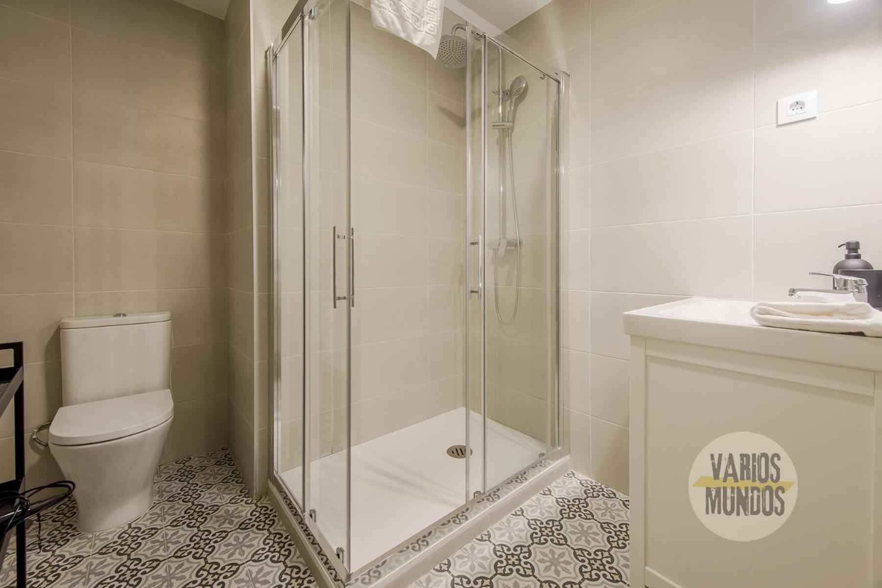 Apartamento Central&modern 4hab 9p En La Latina Madrid