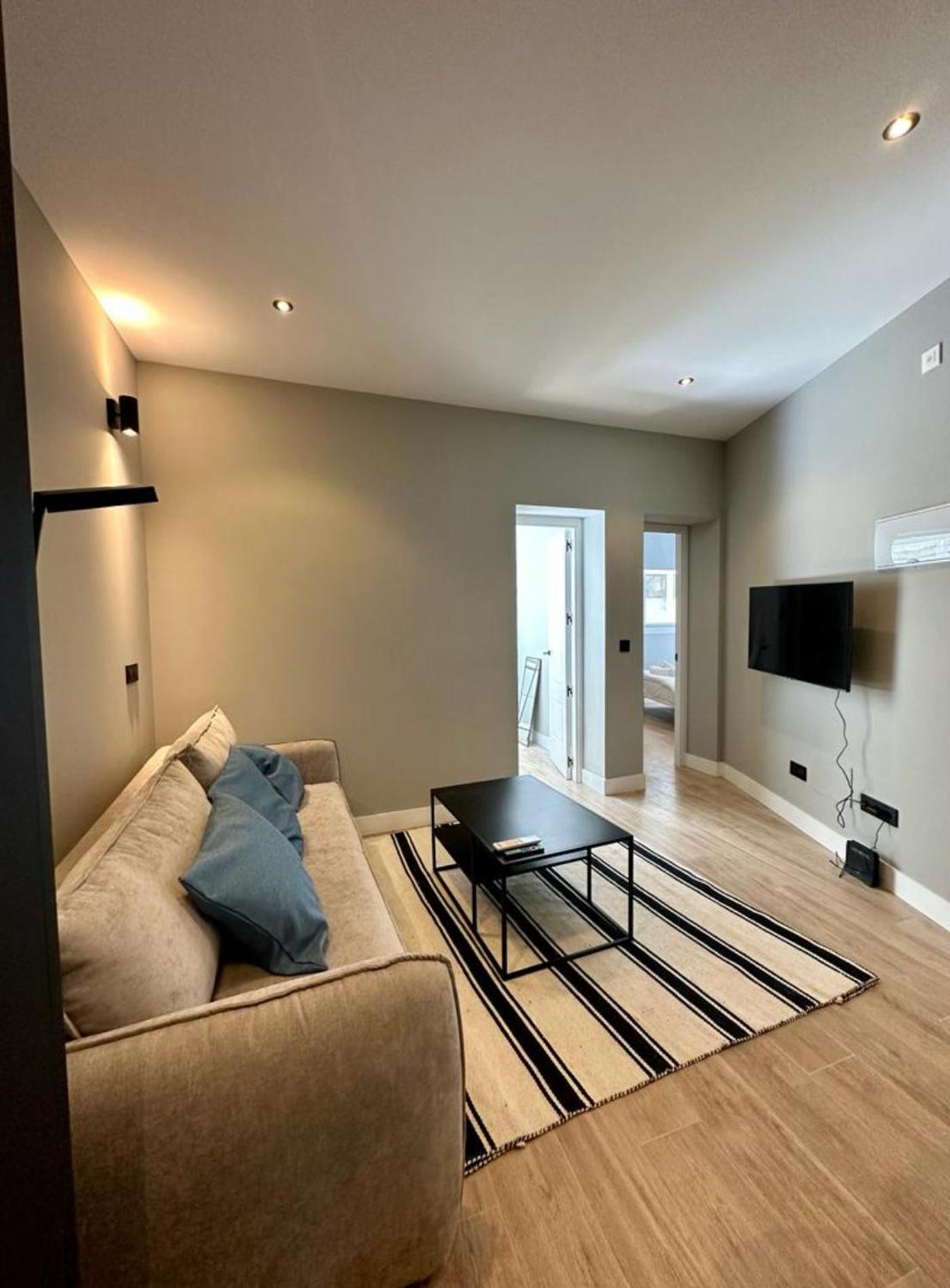 Apartment De 2hab 5pax En Calle Silva E2 *