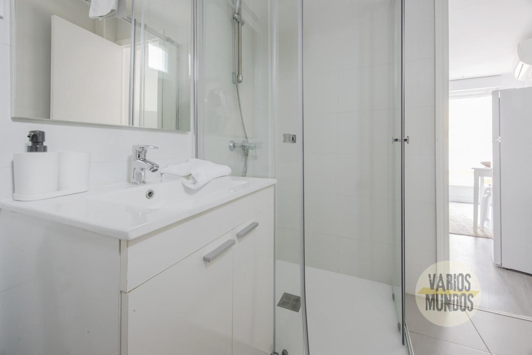 Apartamento Atico Calle Silva 3pax Con Terraza Esquina Con Gran Via E2 *